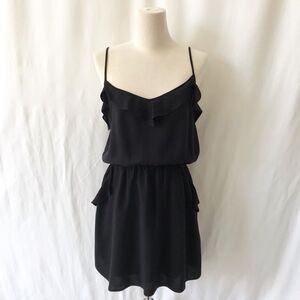 Talula Aritzia black light ruffle dress Size S